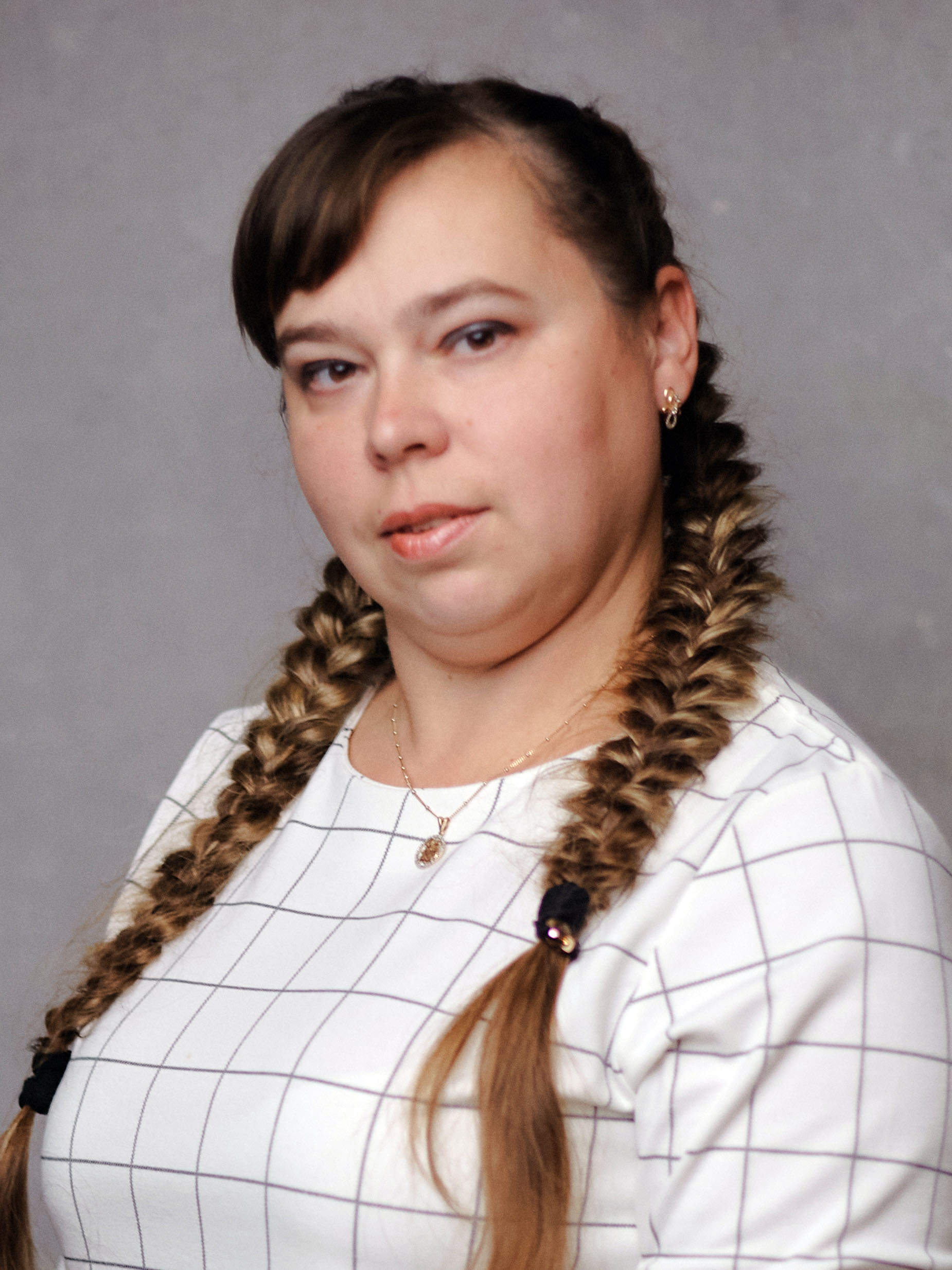 Амелина Юлия Владимировна.